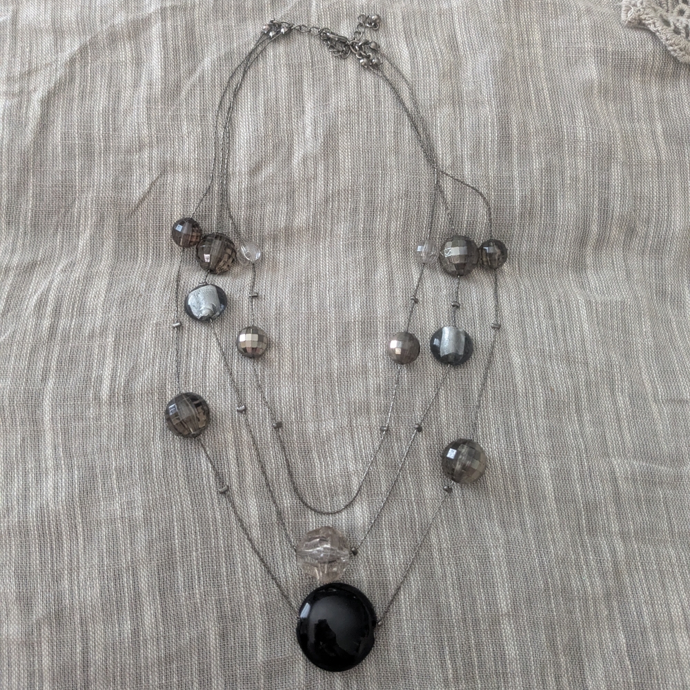 Elegant Silver and Black Beaded Necklace